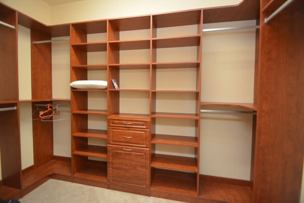 Ocean View Paradise Steps away from the Beach Will Accommodate Up To 10 People including 1 3 Fa - photo 33