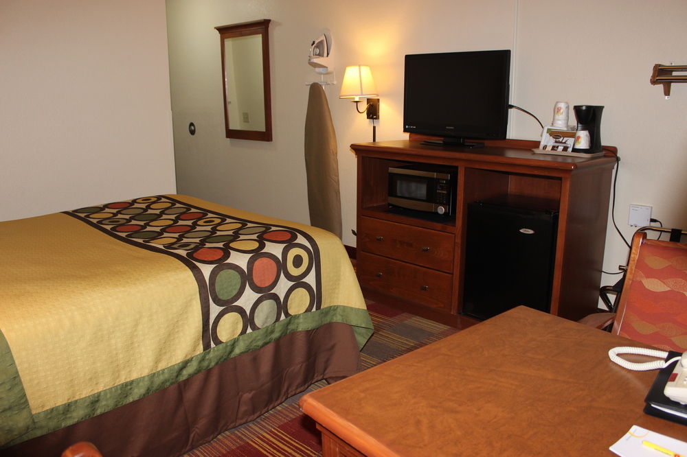 Grand Forks - photo 20