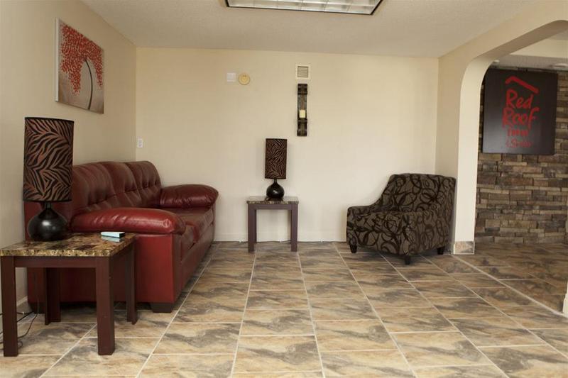 Red Roof Inn & Suites Jackson TN - photo 2