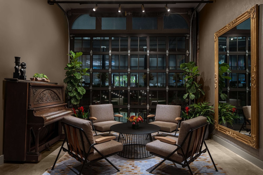 Hotel West & Main Conshohocken Philadelphia Tapestry by Hilton - photo 5
