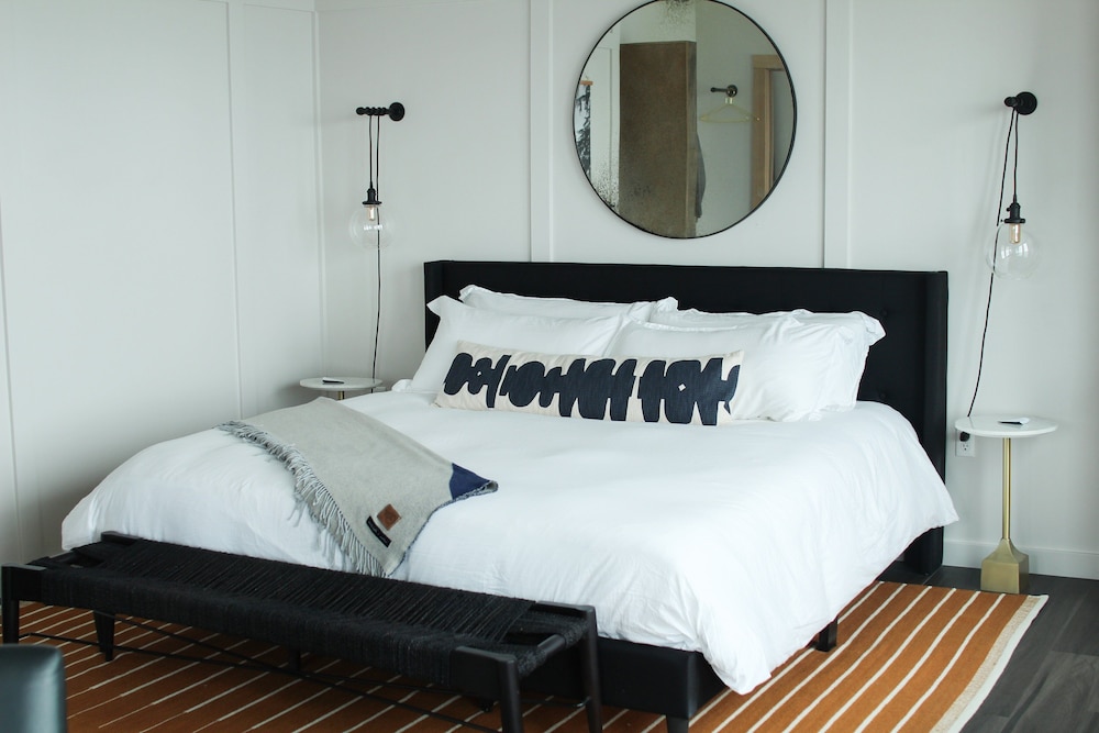 Bowline Hotel - photo 49