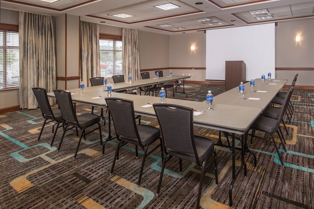 Residence Inn by Marriott Chesapeake Greenbrier - photo 49