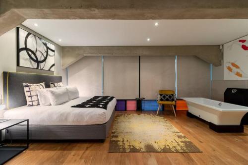 Playful Manhattan Style Loft in Downtown Cape Town