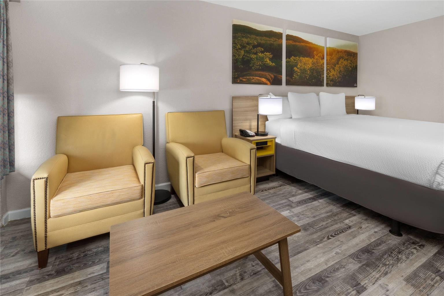 Days Inn by Wyndham Branson Ozarks - photo 16