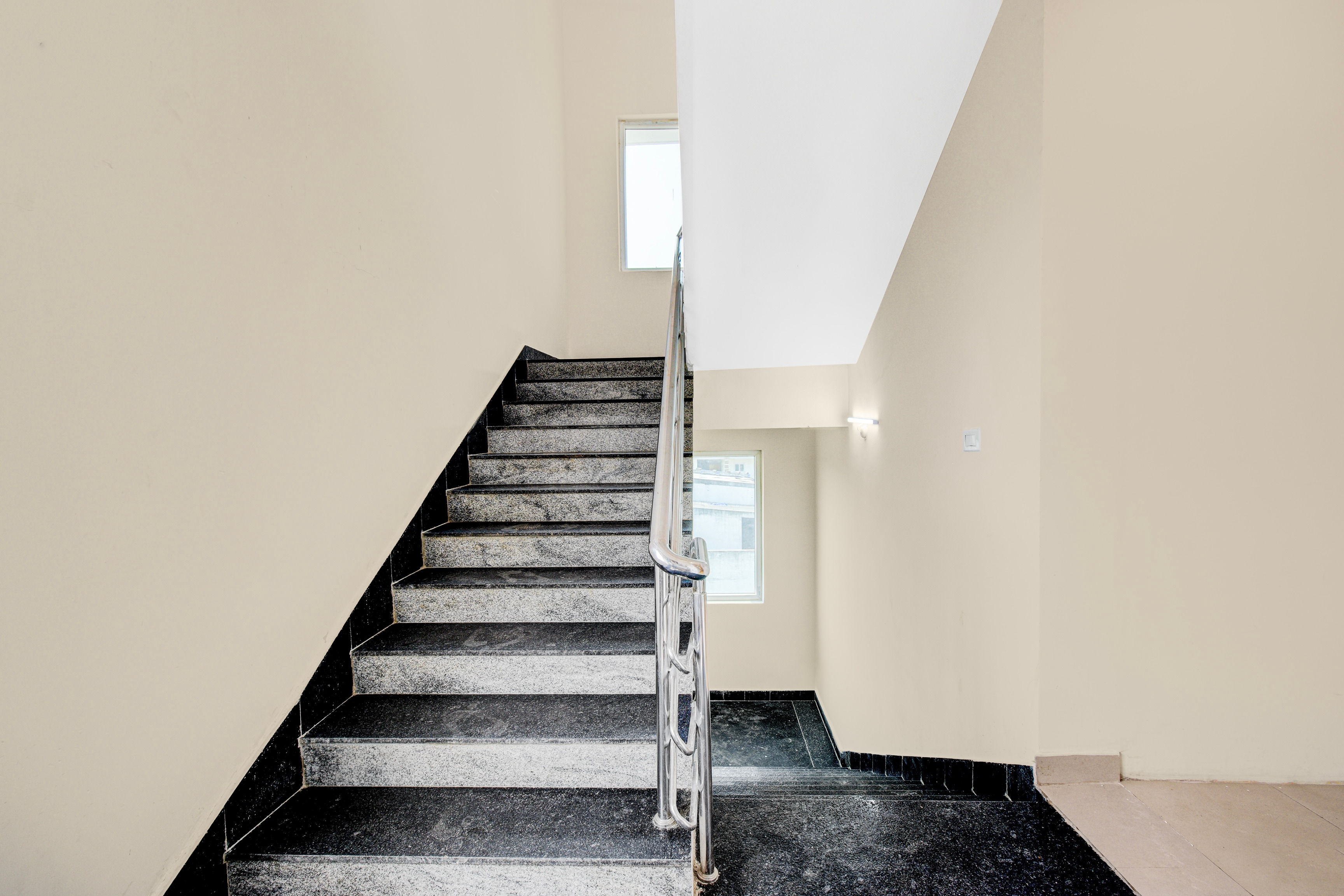 Super Townhouse Suchitra IDA Jeedimetla — 4-Star Luxury Hotel in Hyderabad, India