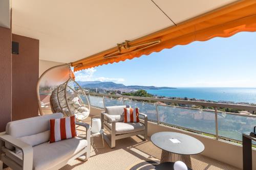 Les Belles Terres Résidence avec piscine vue mer — 4-Star Luxury Hotel in Nice, France