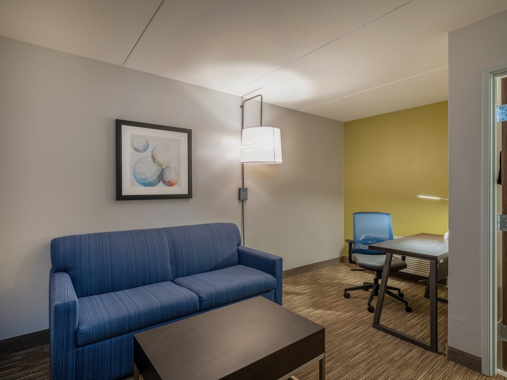 Holiday Inn Express Minneapolis West Plymouth by IHG - photo 4
