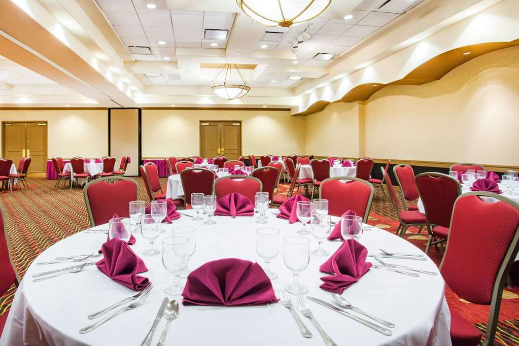 Ramada by Wyndham Jacksonville I 95 by Butler Blvd - photo 80