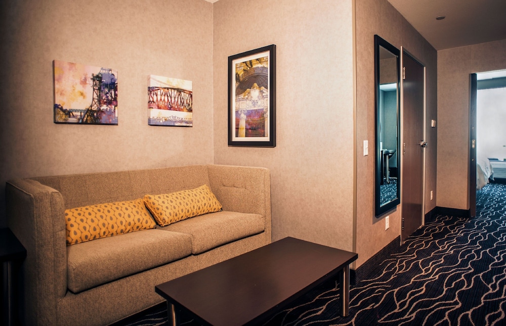 Holiday Inn & Suites Joliet Southwest by IHG - photo 4