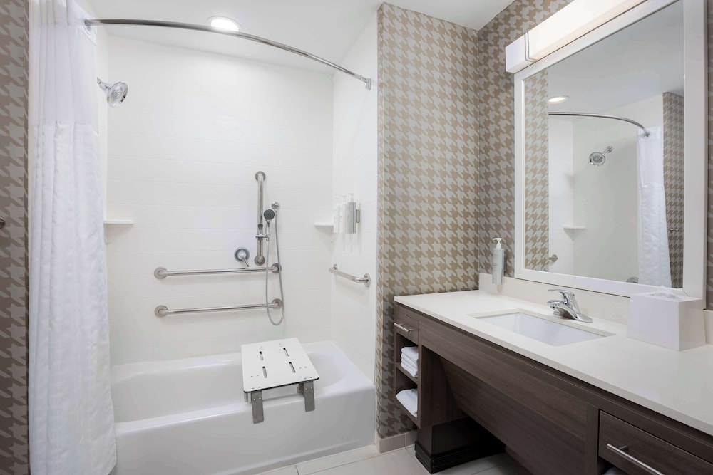 Home2 Suites by Hilton Clermont - photo 26
