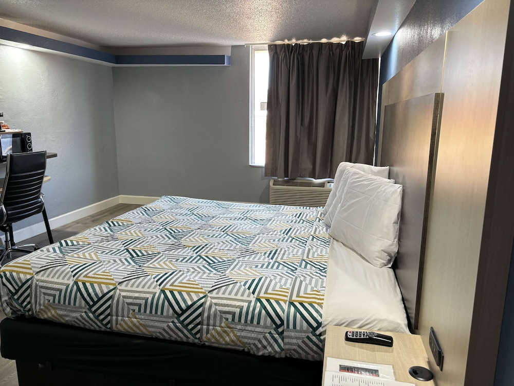 Studio 6 Suites Memphis TN East Memphis - photo 22