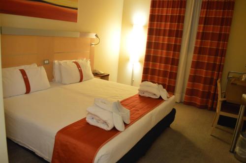 Bes Hotel Bergamo Ovest — 4-Star Luxury Hotel in Mozzo, Italy