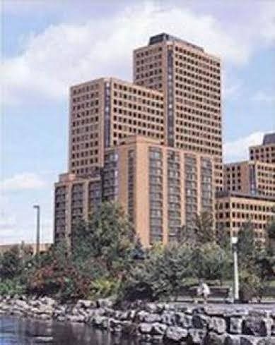 Pranee Building