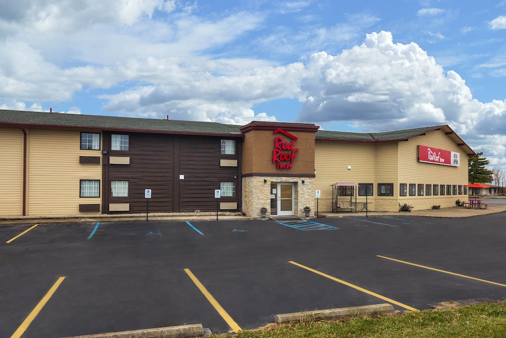 Red Roof Inn Perrysburg - photo 32