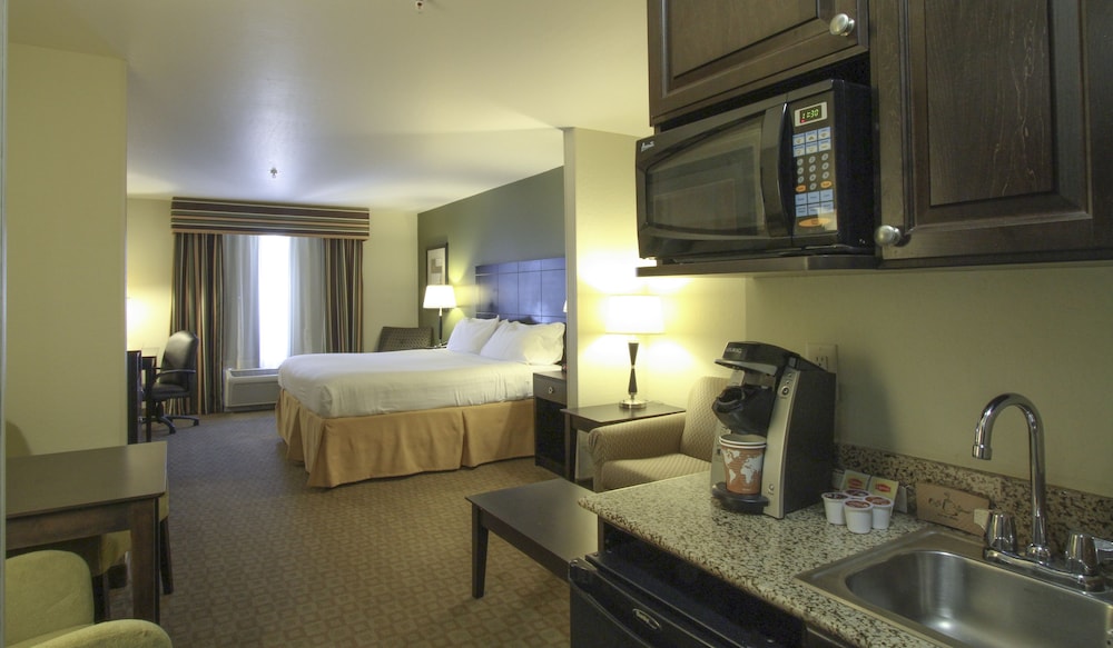 GreenTree Inn & Suites Florence - photo 14