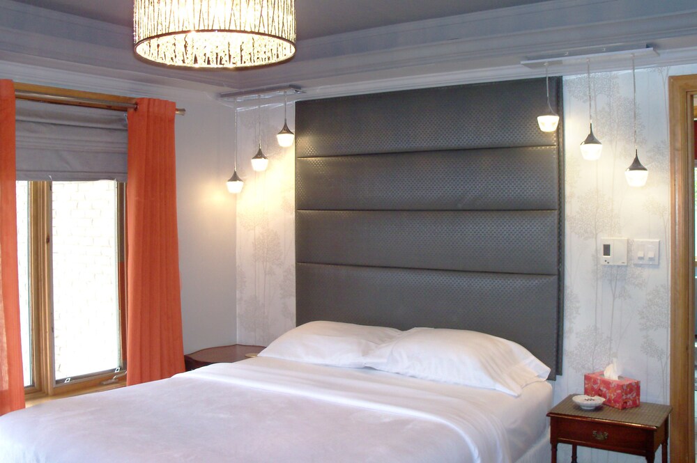 The Tranquility Suites — Fredericton — photo 4