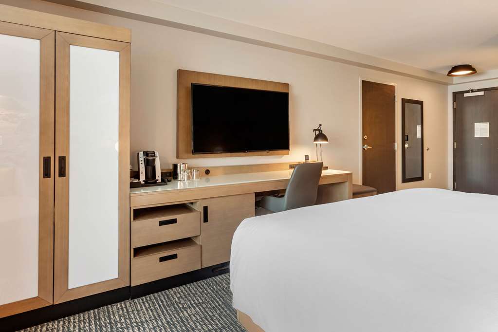 Cambria Hotel Downtown Phoenix Convention Center - photo 14
