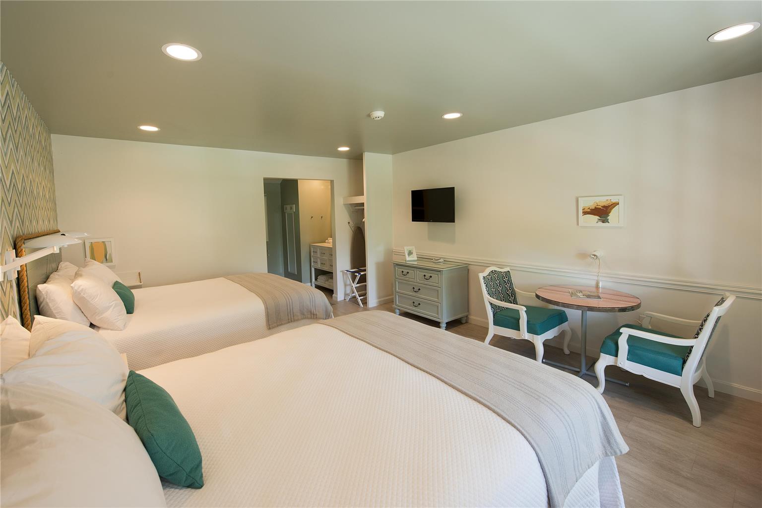 The Lodge at the Cove - photo 24
