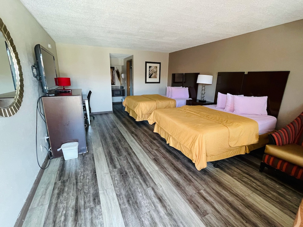 Royal Inn & Suites Missouri - photo 4