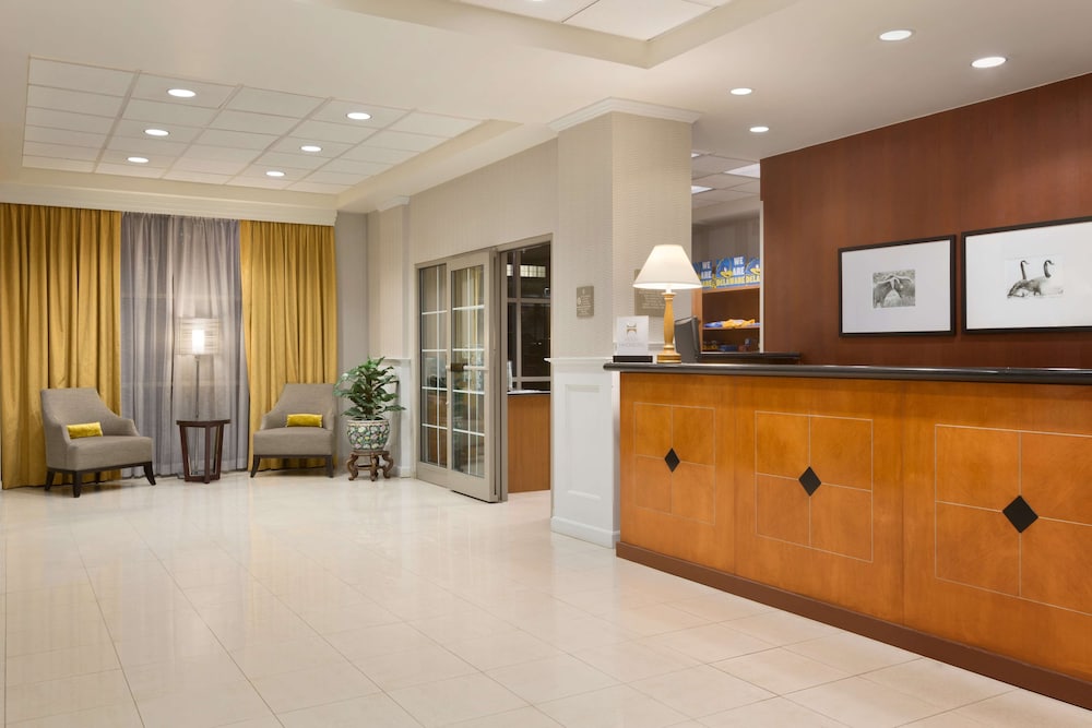 Embassy Suites by Hilton Newark Wilmington South - photo 4