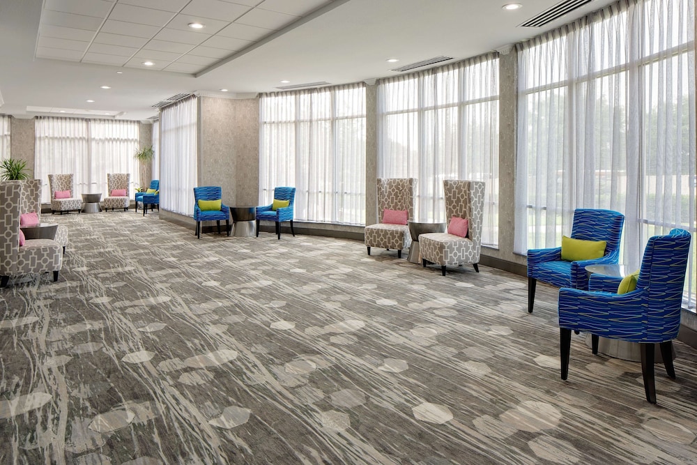 Hilton Garden Inn DFW Airport South - photo 39