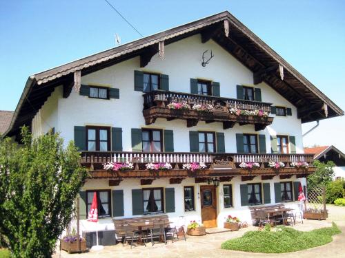Sträublhof - carbon neutral hotel in Unknown City