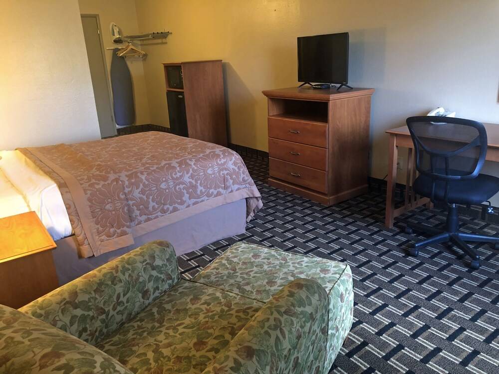 FairBridge Inn & Suites Lewiston - photo 17