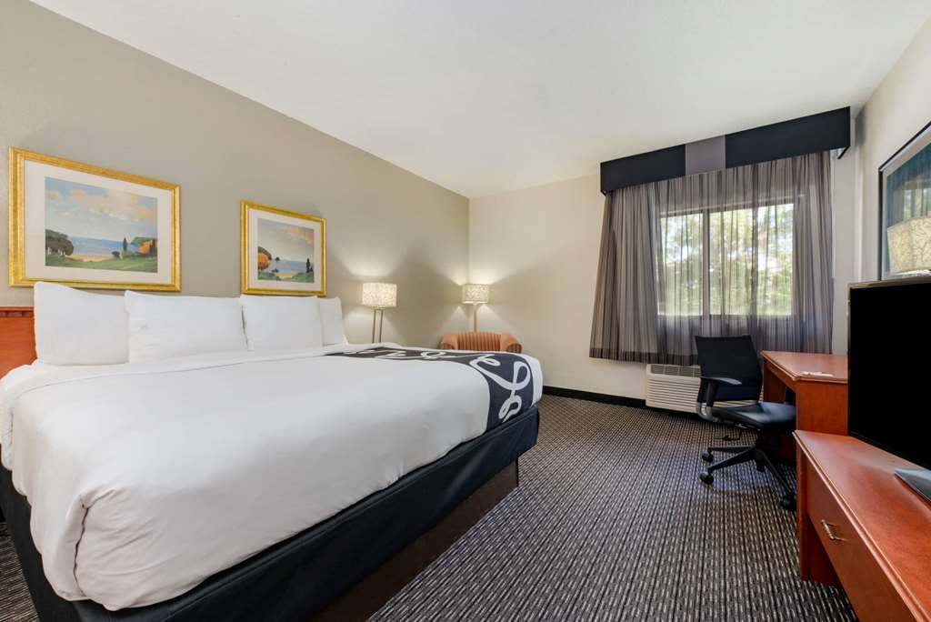 La Quinta Inn by Wyndham Ft. Lauderdale Tamarac East - photo 28