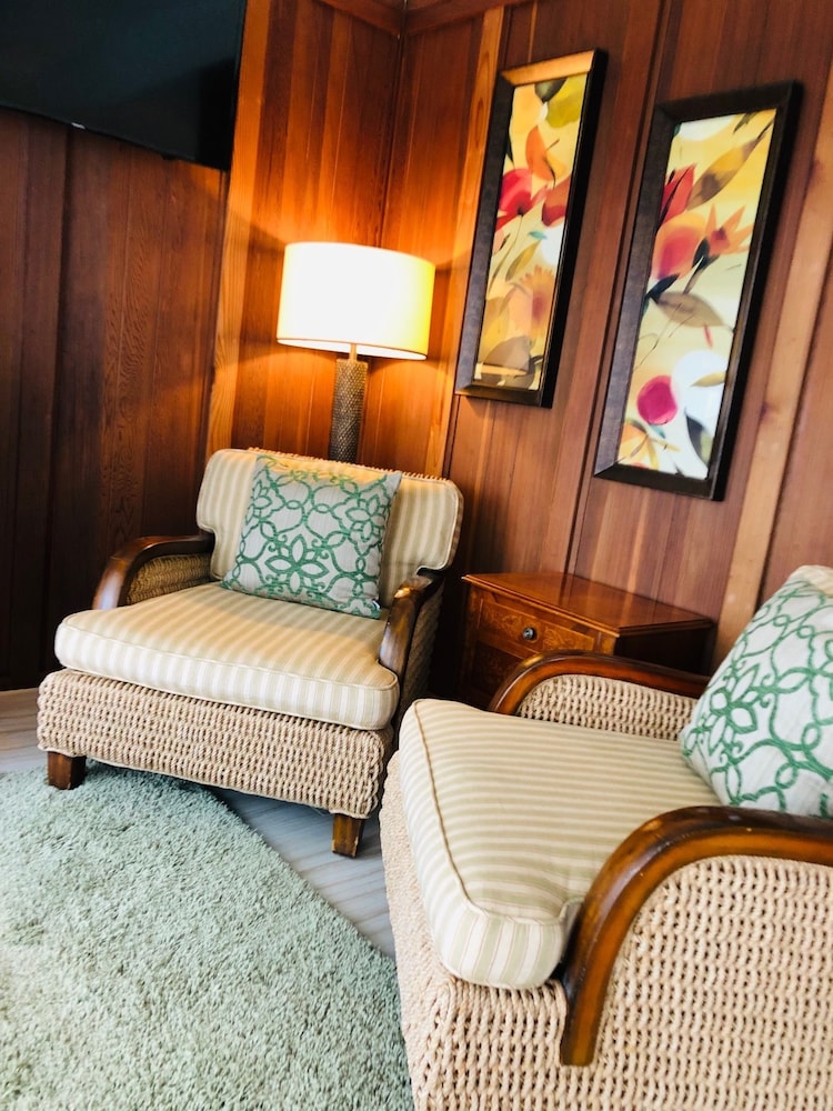 Seafoam Lodge - photo 26