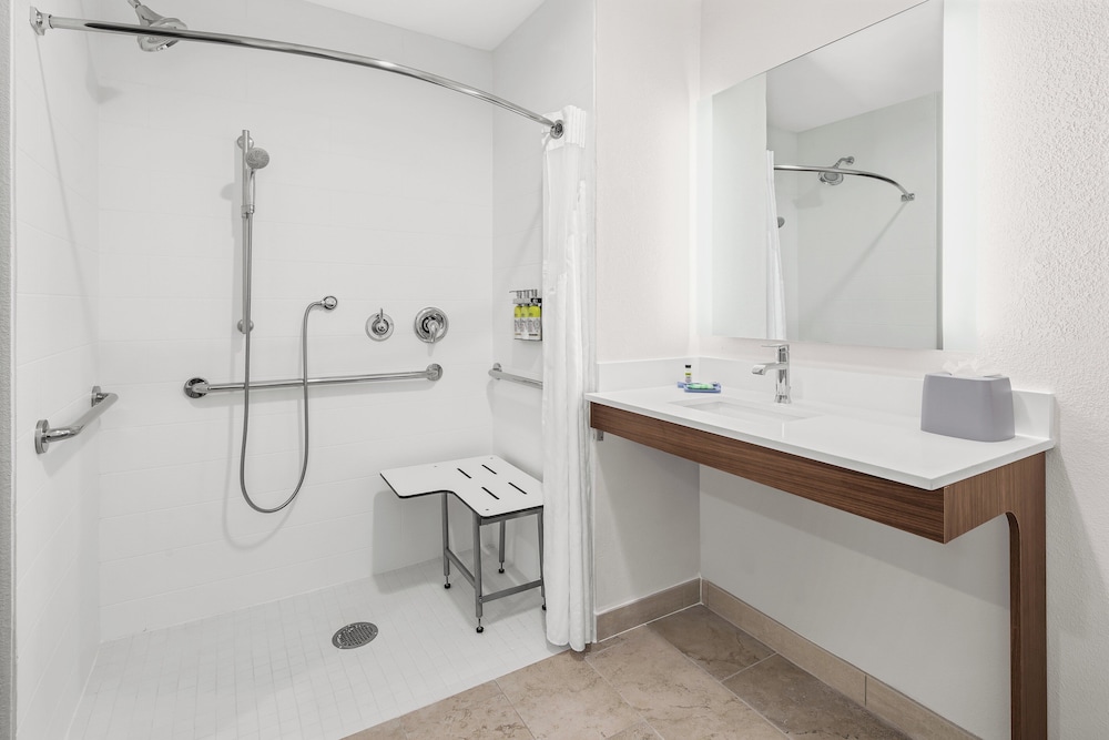 Holiday Inn Express & Suites Palm Bay by IHG - photo 9