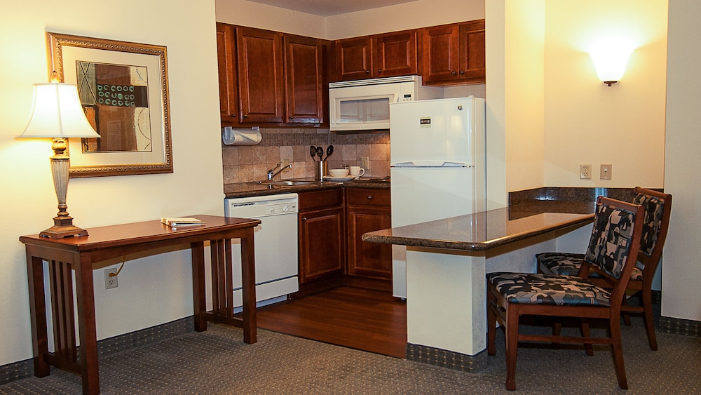 Staybridge Suites Wichita by IHG - photo 16