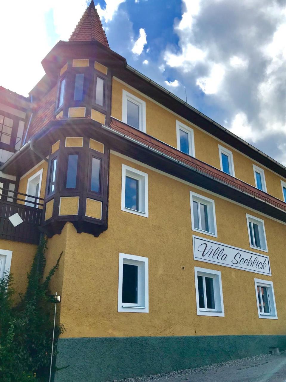 Ferienwohnung Villa Seeblick — 4-Star Luxury Hotel in Bodensdorf, Austria