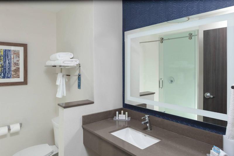 Fairfield Inn & Suites by Marriott Charlotte Pineville - photo 49