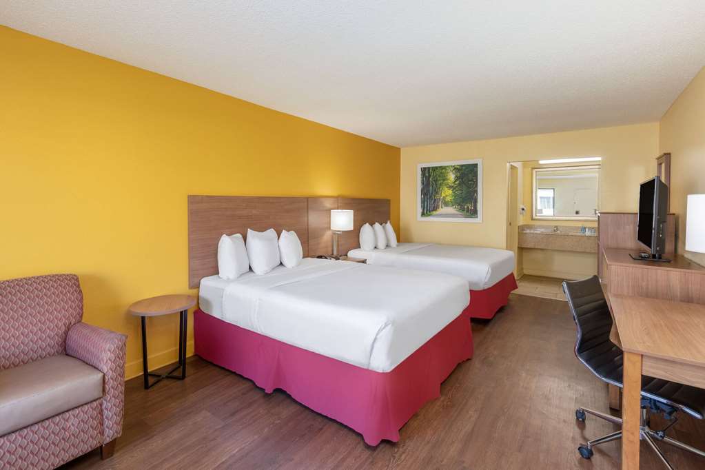 Days Inn by Wyndham Florence I 95 North - photo 33