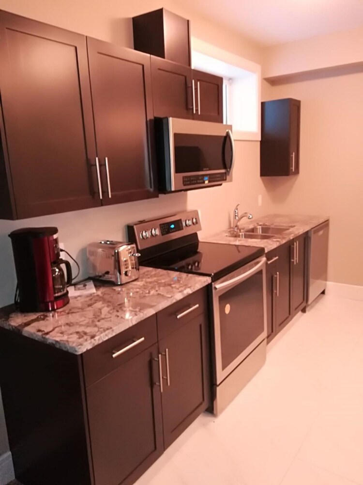 McConachie Luxury Inn in Edmonton, Canada