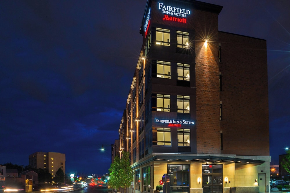 Fairfield Inn & Suites Boston Cambridge - photo 37