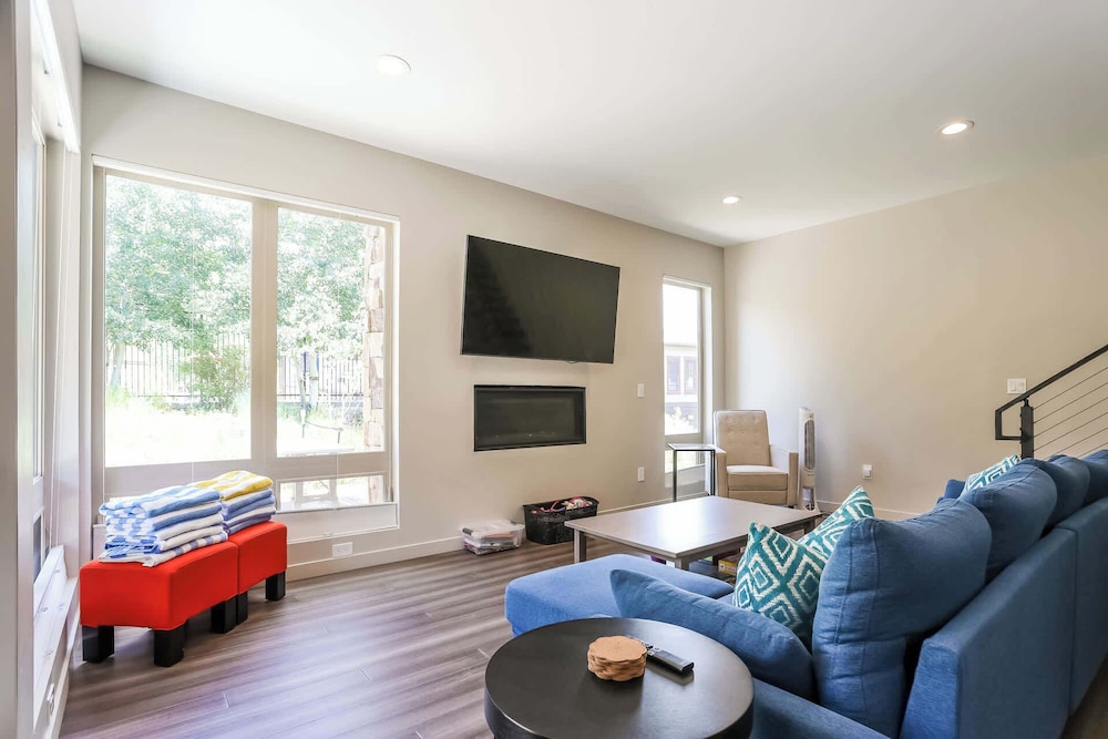 Granby Colorful Adventures Breathtaking Views in Granby, United States