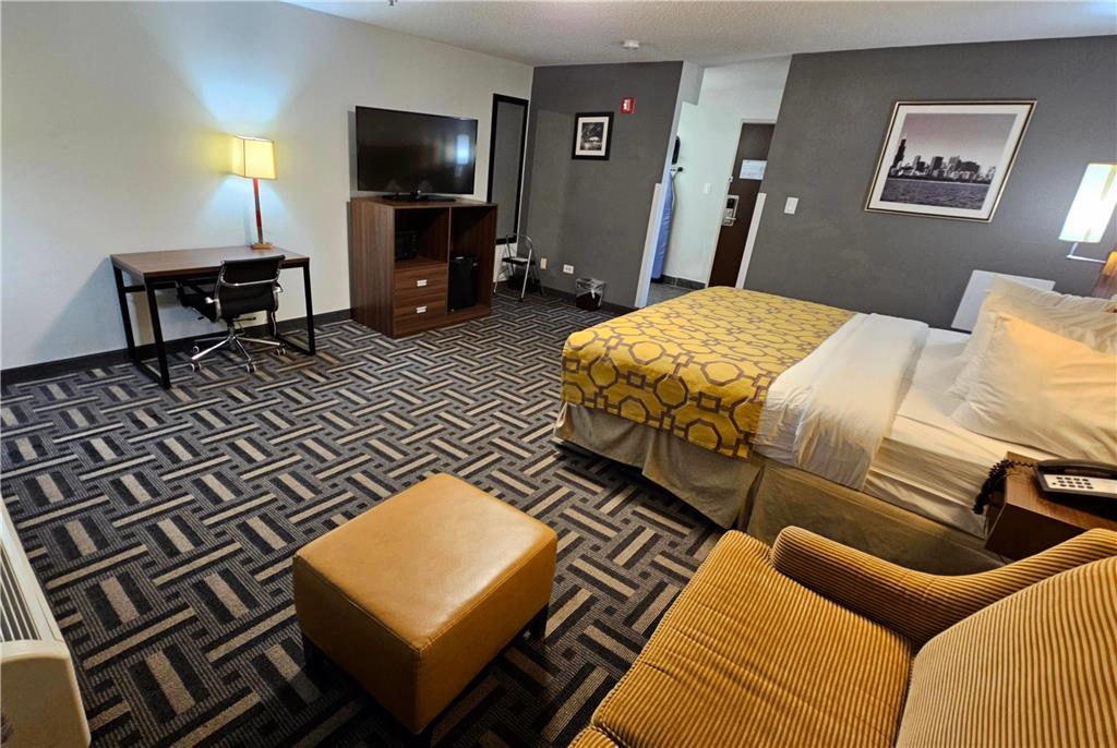 Baymont by Wyndham Chicago Calumet City - photo 37