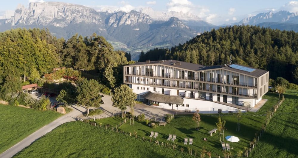 Hotel Lichtenstern — Soprabolzano