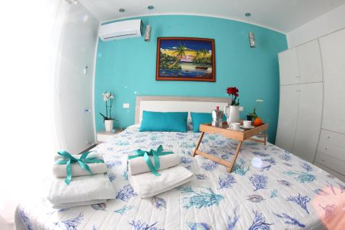 Appartamento L'airone — 4-Star Luxury Hotel in Balestrate, Italy