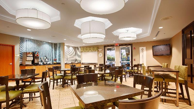 Best Western Plus Miami Doral Dolphin Mall - photo 42