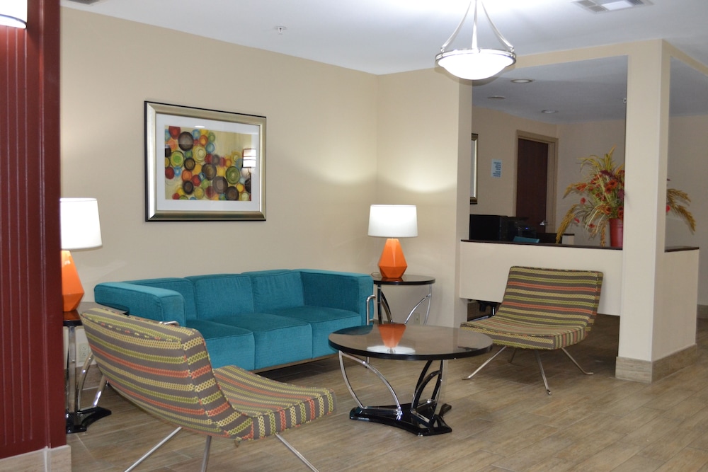 Holiday Inn Express Hotel & Suites Gainesville by IHG - photo 51