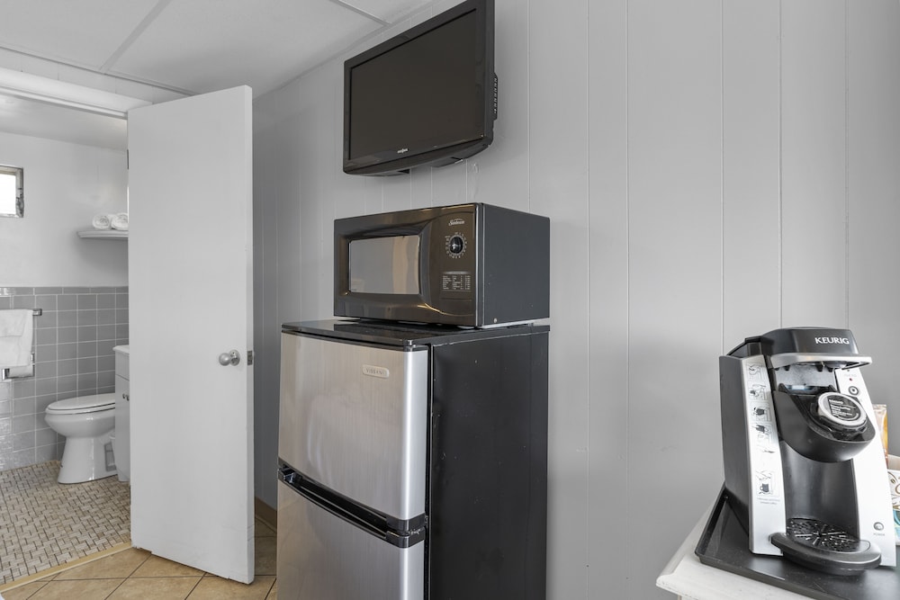 Americas Best Value Inn Mt Royal - photo 18