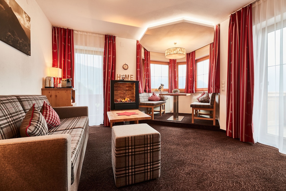 Ferienhotel Jörglerhof — Hainzenberg — photo 3