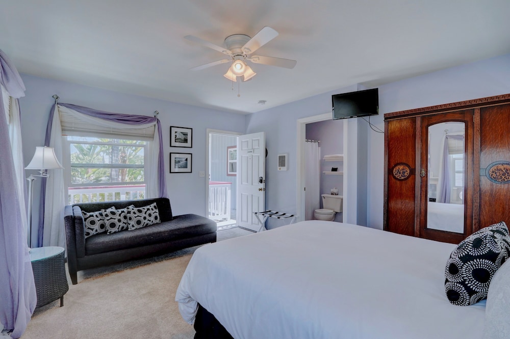 Pelican Cove Inn - photo 65