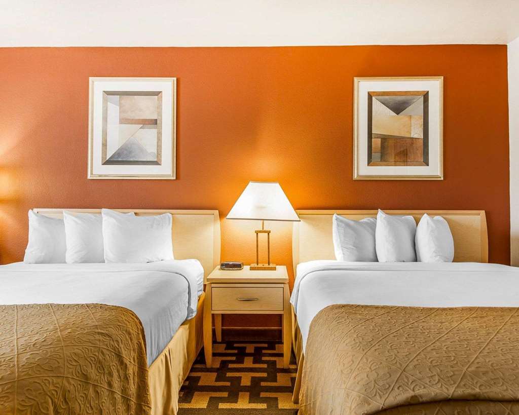 Quality Inn Petaluma Sonoma - photo 30