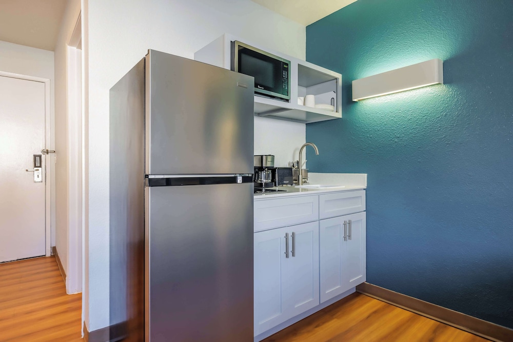 Studio 6 Seattle WA Sea Tac Airport South - photo 6