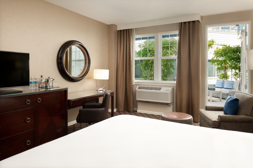 Sheraton Sonoma Wine Country Petaluma - photo 25