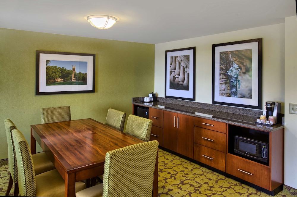 Hilton Garden Inn Durham University Medical Center - photo 19
