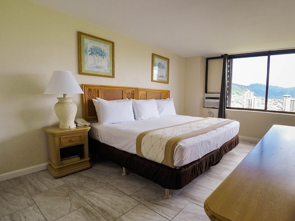 Waikiki Monarch Hotel - photo 3
